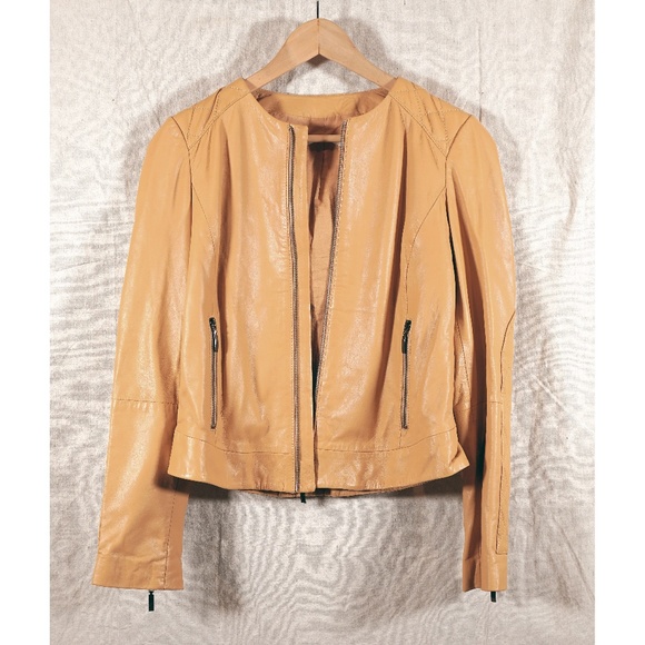 Stefanel Women 8 (fits like 4) Padded Leather Biker Jacket - Picture 2 of 15